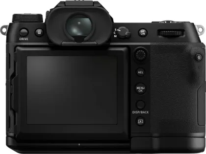 Fujifilm GFX50S II 51MP Mirrorless Camera With GF 35-70mm F4.5-5.6 WR Lens - image 4