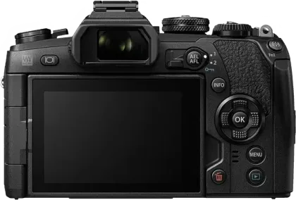 OLYMPUS OM-D E-M1 Mark II 20.4MP Mirrorless Camera with 12-40mm Lens F/2.8 Macro Lens - image 4