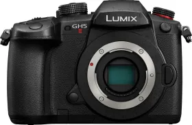Panasonic Lumix DC-GH5 II 22MP Mirrorless Camera - image 1