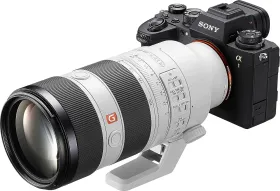 Sony a7 IV 33MP Mirrorless Camera (with FE 70–200 mm F/2.8 GM OSS II Lens) - image 1