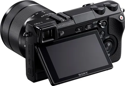 Sony NEX-7 Mirrorless (18-55mm Lens) - image 4
